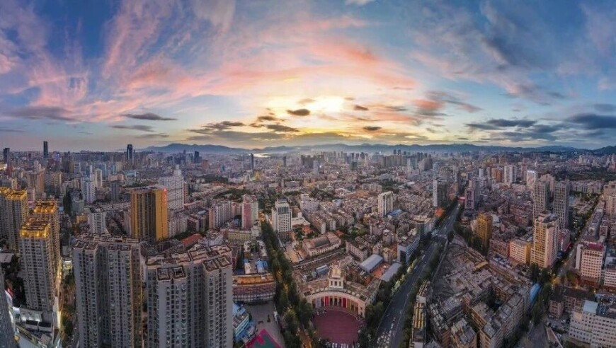 刘伯温精选一肖93O,韩民春谈中小微企业融资难,前瞻性战略落实探讨_精英版V11.61